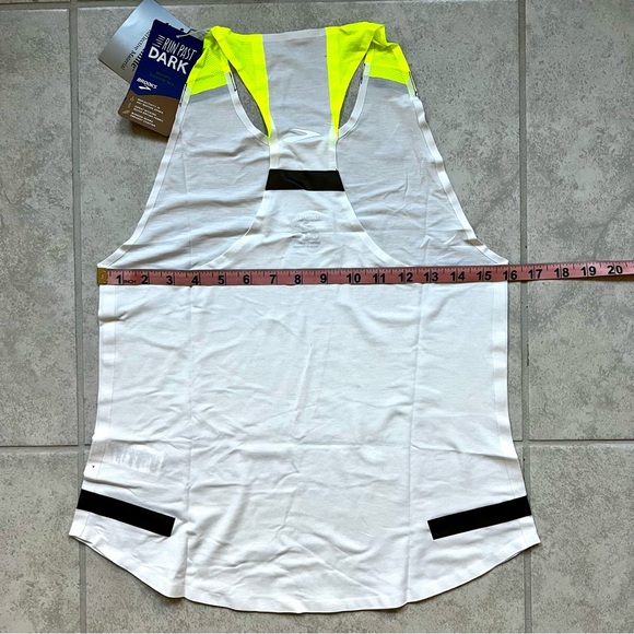 NWT Brooks Women’s Carbonite Tank - Nightlife/Reflective - Picture 6 of 8